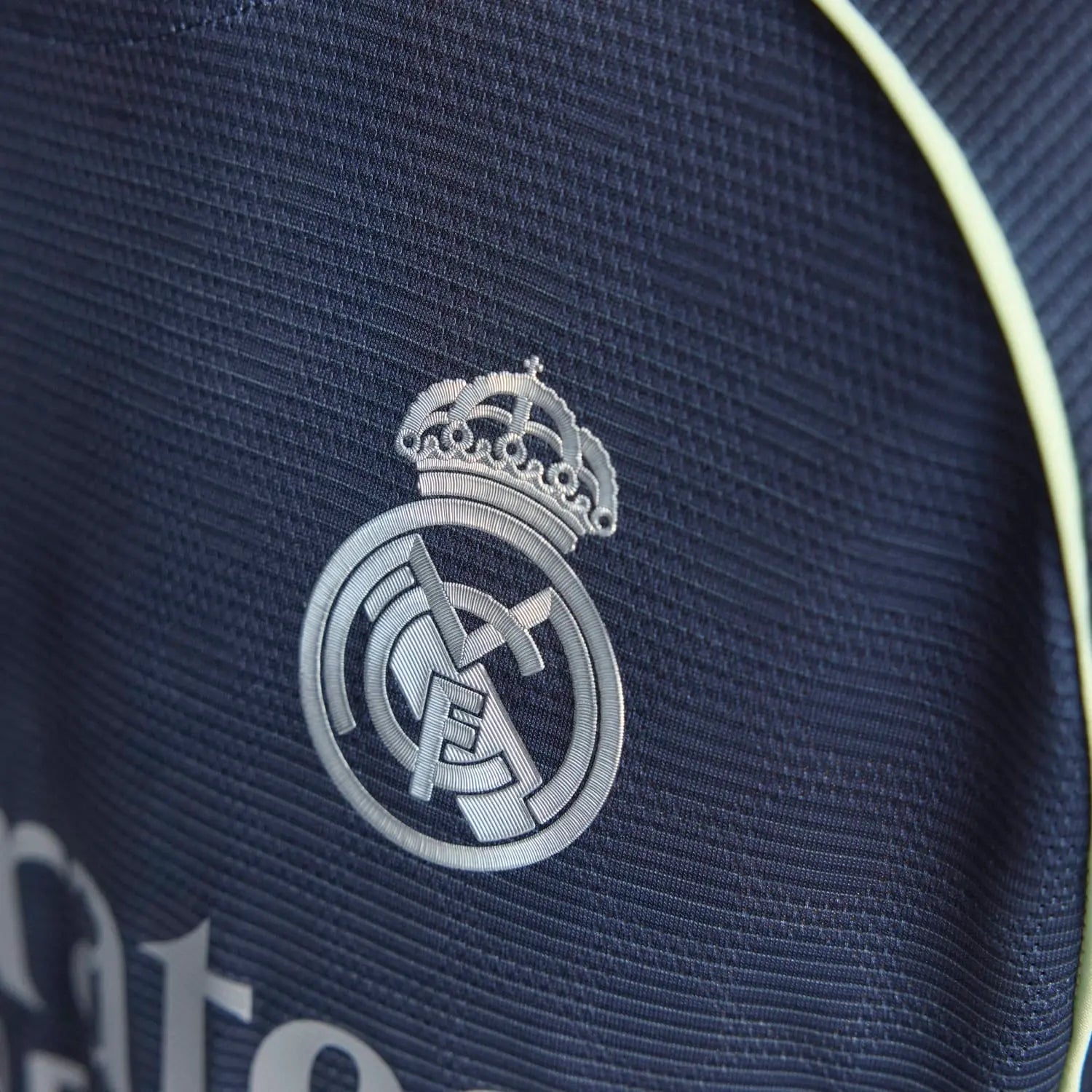 Camisola Alternativa Authentic de Manga Comprida Homem 25/26 Azul Marinho